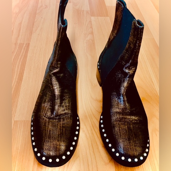 Stuart Weitzman Studded Bronze Ankle Boots Size 7 - Picture 5 of 8